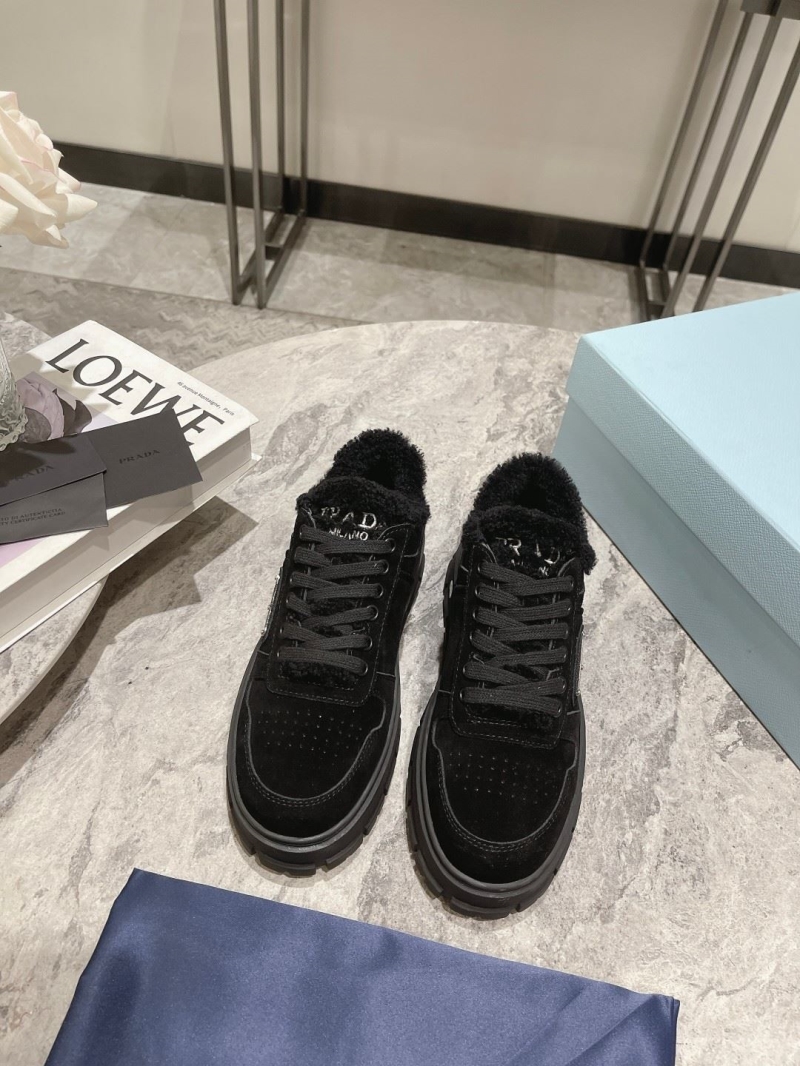 Pra*a sneakers
